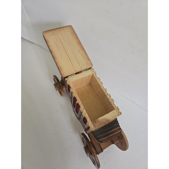 Vintage Handcrafted Wooden Western Stagecoach Box Trinket - Picture 8 of 9
